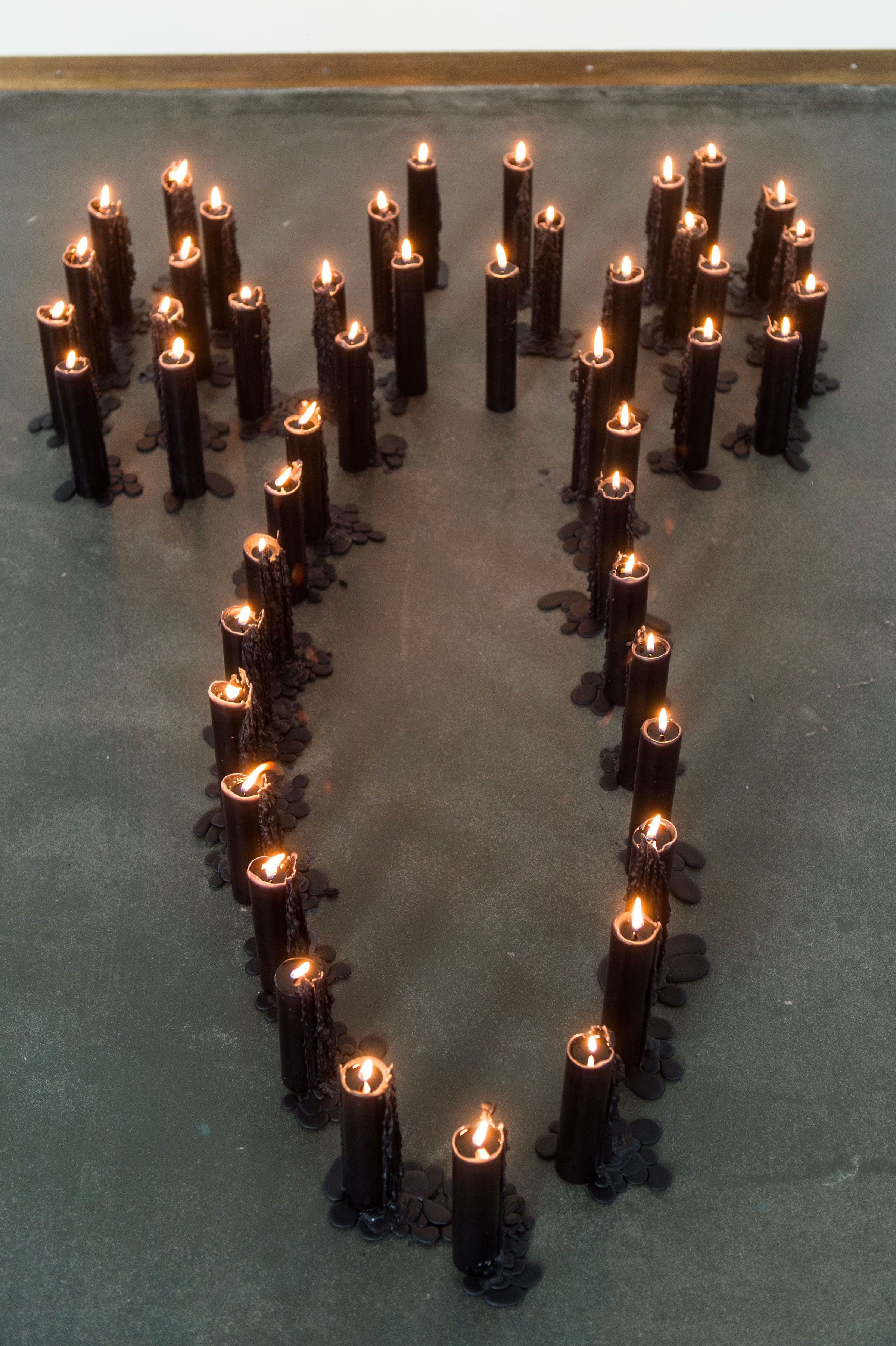 Ana Mendieta, u00d1au00f1igo Burial, 1976